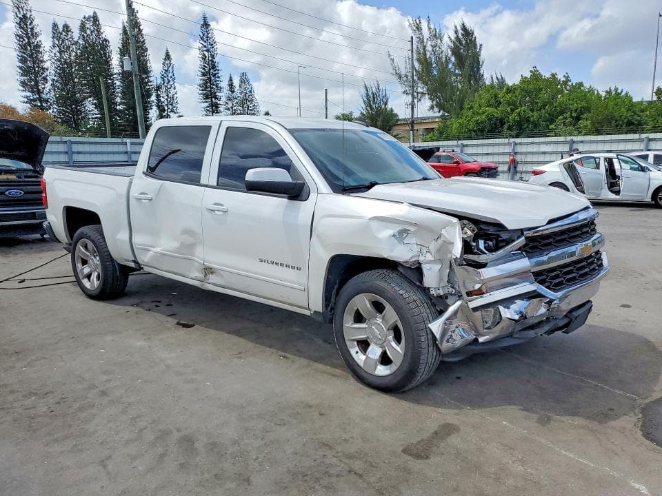 2018 CHEVROLET SILVERADO C1500 LT 4