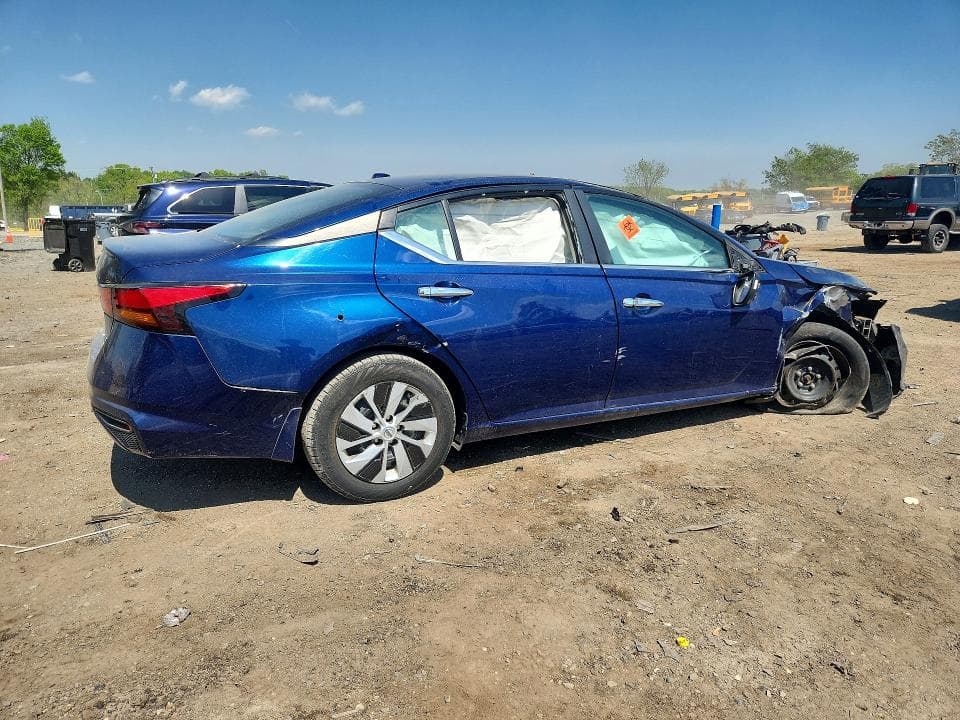 2019 NISSAN ALTIMA S 3