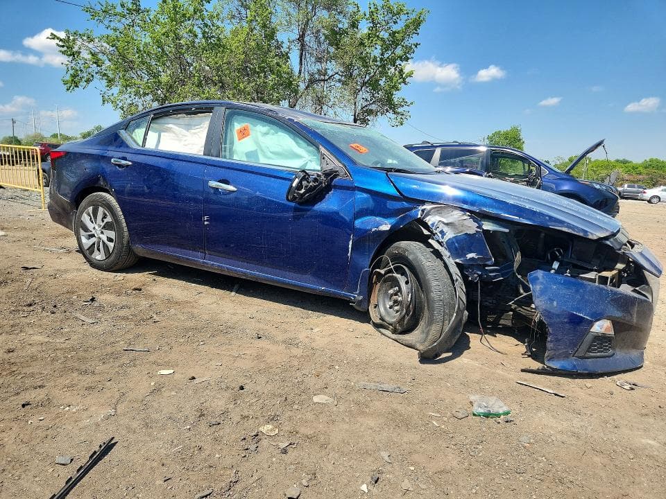 2019 NISSAN ALTIMA S 4