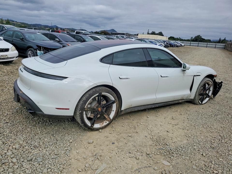 2020 PORSCHE TAYCAN TURBO 3