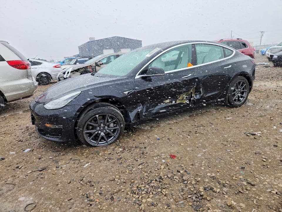 2018 TESLA MODEL 3