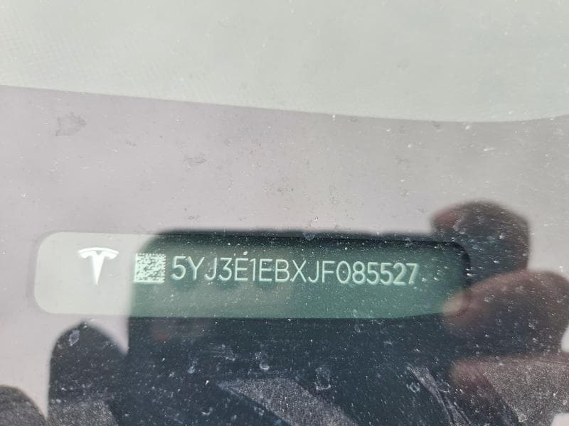 2018 TESLA MODEL 3 12