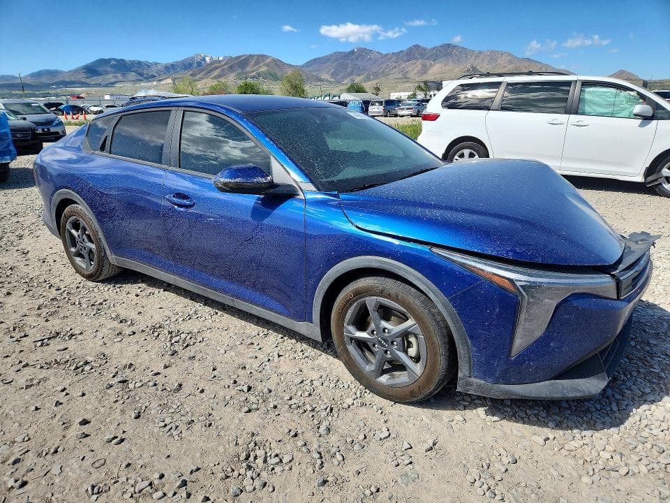 2025 KIA K4 LXS 4