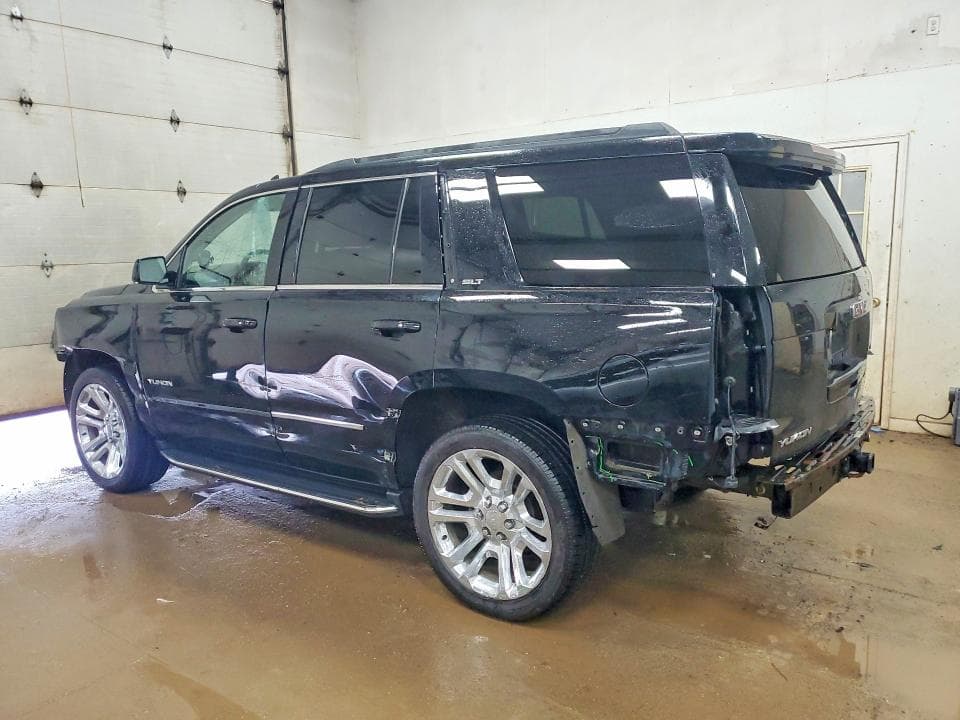 2018 GMC YUKON SLT 2