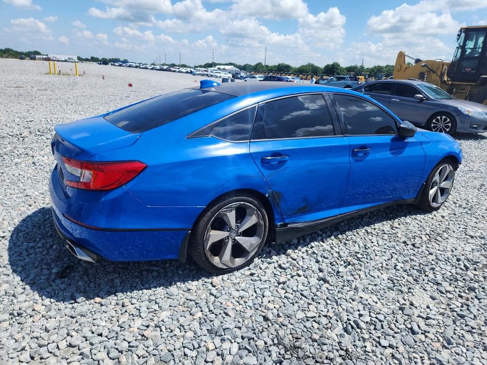 2018 HONDA ACCORD TOURING 3