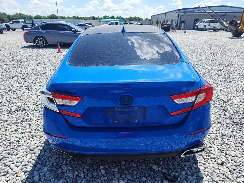 2018 HONDA ACCORD TOURING 6