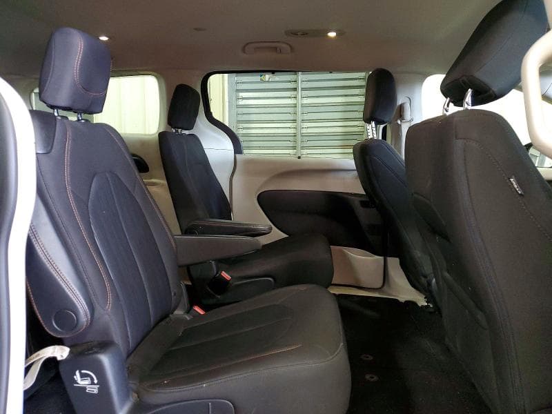 2020 CHRYSLER PACIFICA TOURING TOURING 11