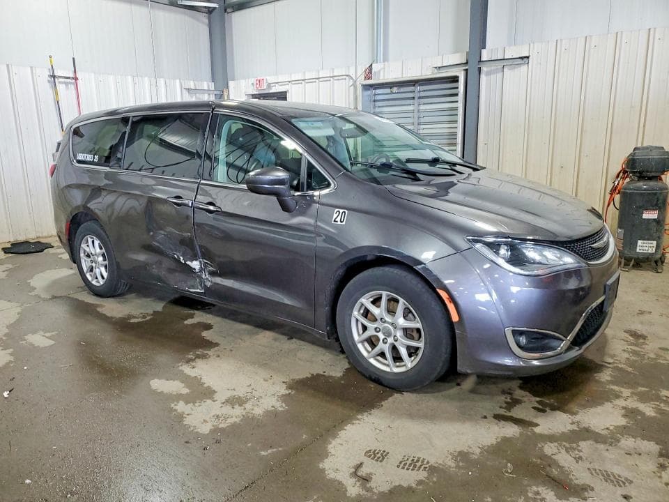 2020 CHRYSLER PACIFICA TOURING TOURING 4