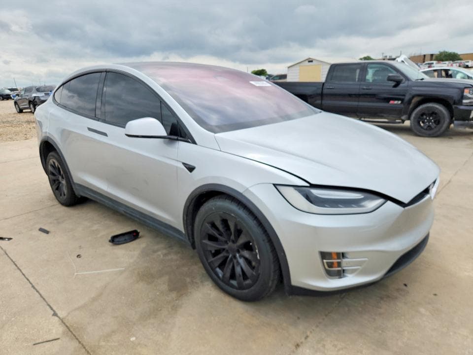 2017 TESLA MODEL X 4