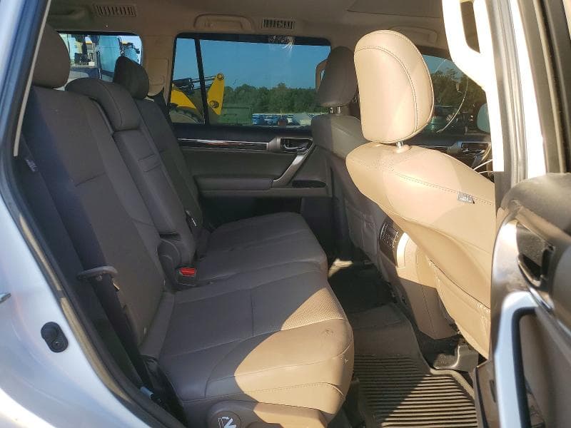 2020 LEXUS GX 460 BASE 11