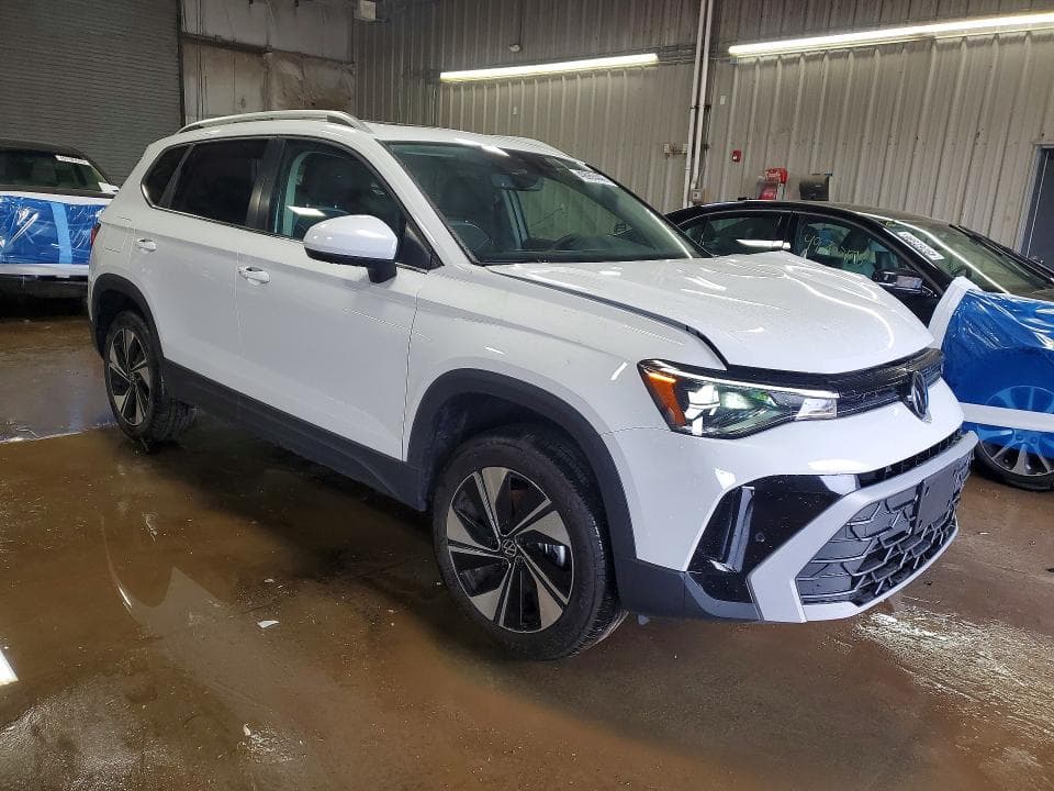 2023 VOLKSWAGEN TAOS SE SE 4