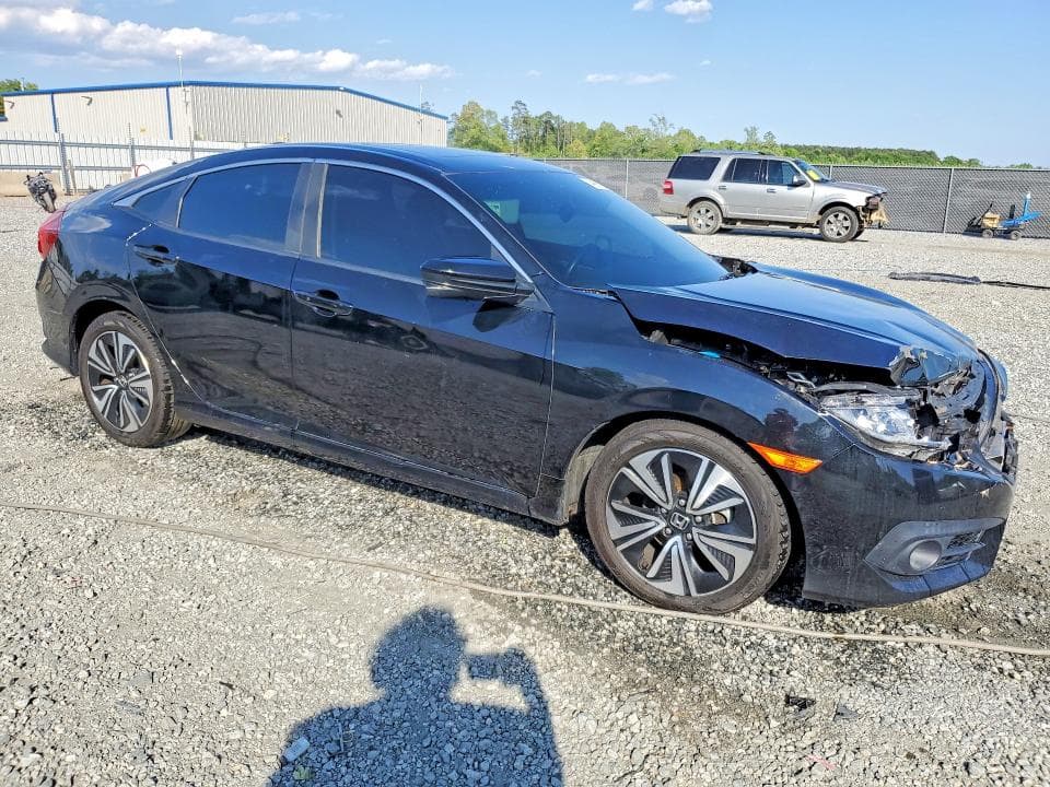 2018 HONDA CIVIC EX 4