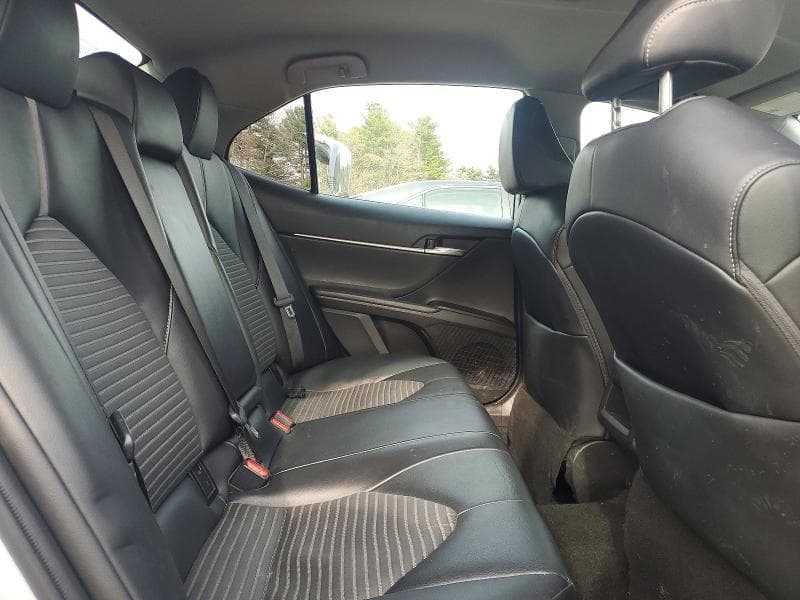 2022 TOYOTA CAMRY SE 10