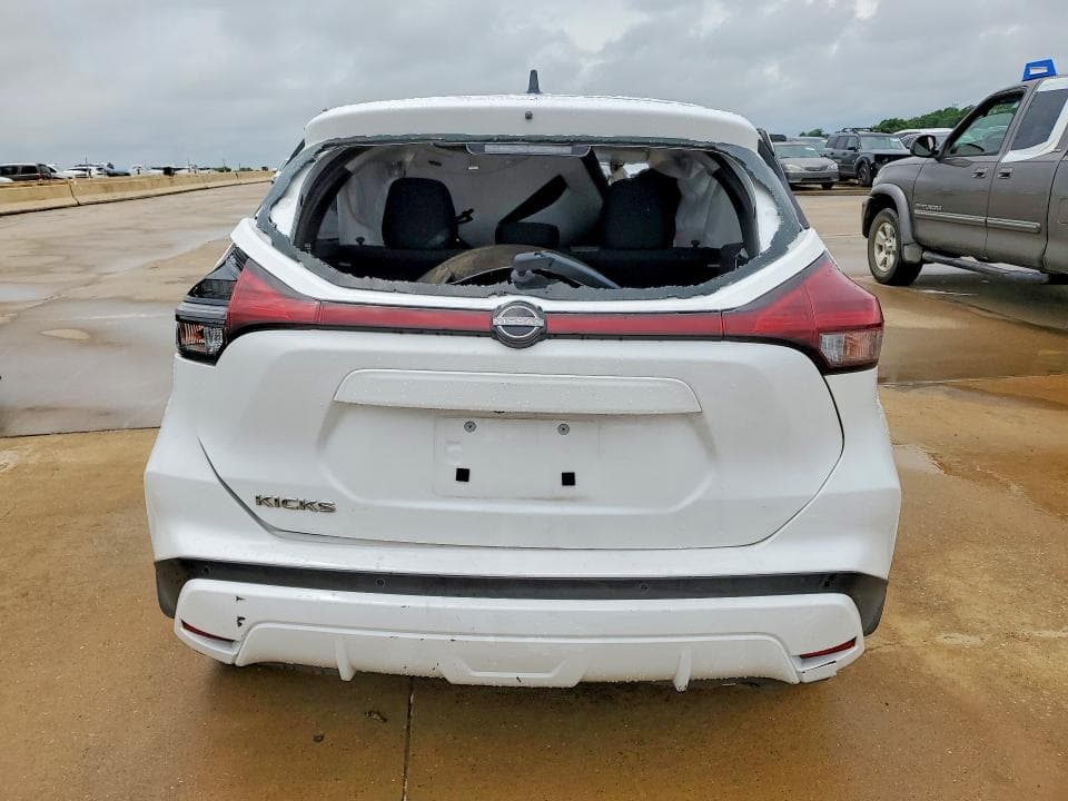 2024 NISSAN KICKS S S 6