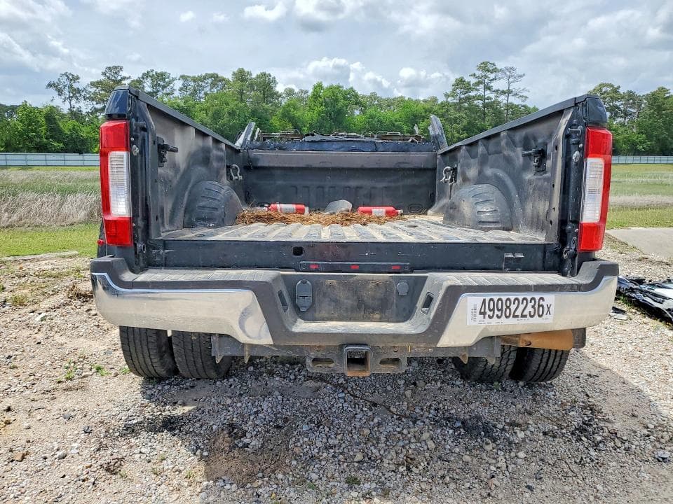 2017 FORD F350 SUPER DUTY 6