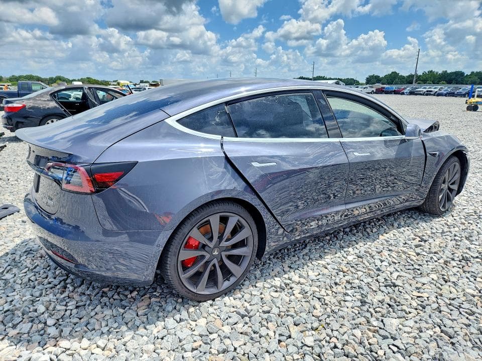 2020 TESLA MODEL 3 3