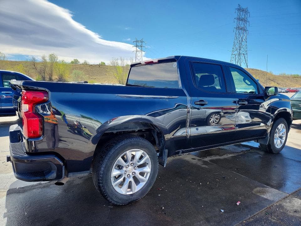 2023 CHEVROLET SILVERADO C1500 CUSTOM 3