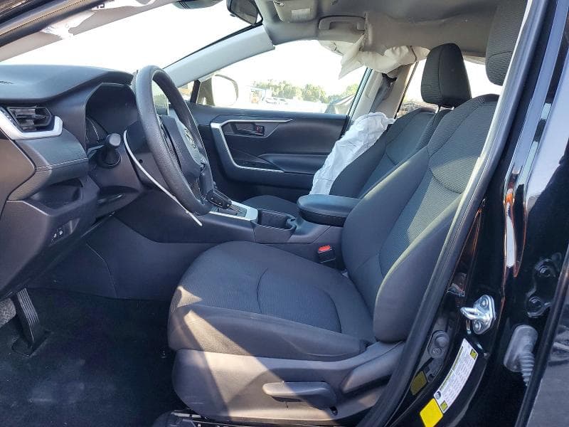 2025 TOYOTA RAV4 LE 7