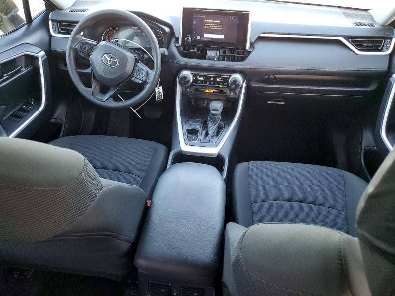 2025 TOYOTA RAV4 LE 8