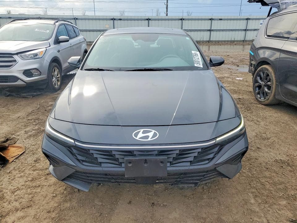 2024 HYUNDAI ELANTRA SEL SEL 5