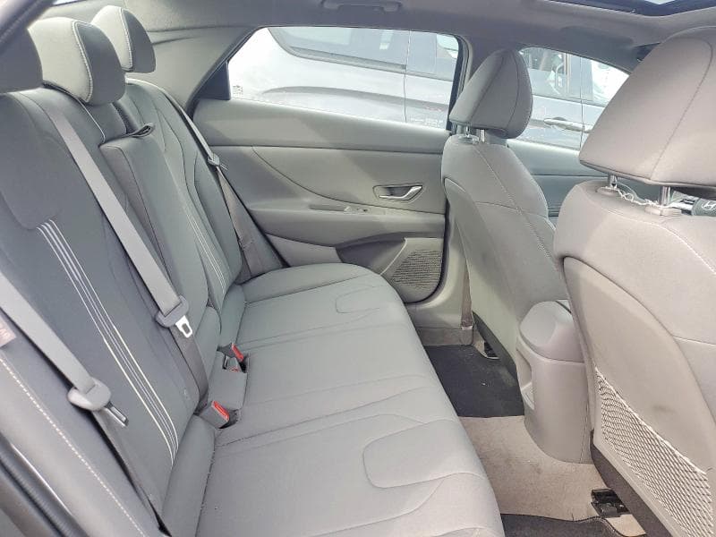 2024 HYUNDAI ELANTRA SEL SEL 10