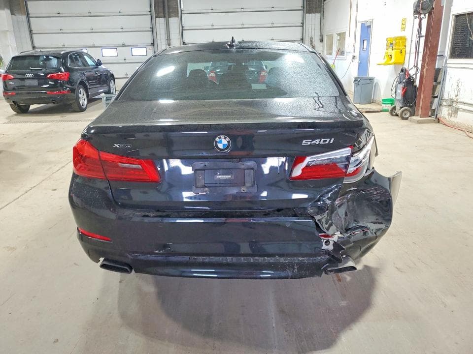 2020 BMW 540 XI 6