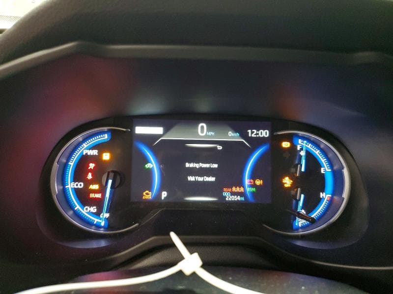 2024 TOYOTA RAV4 XSE 9