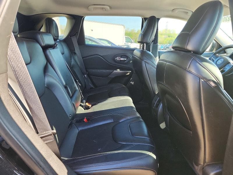 2019 JEEP CHEROKEE LATITUDE PLUS 11