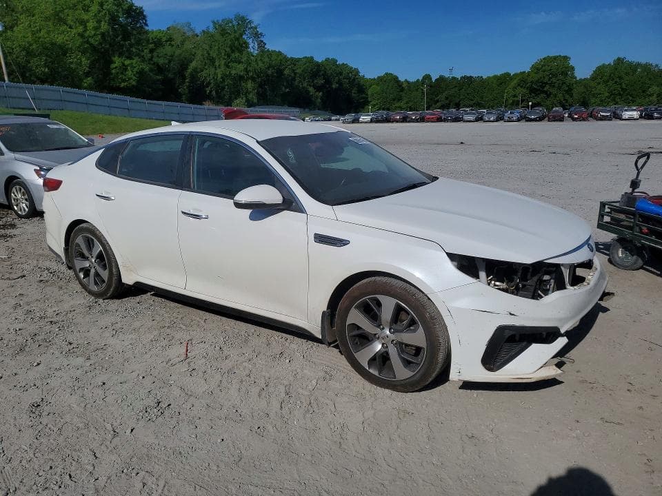 2020 KIA OPTIMA S 4