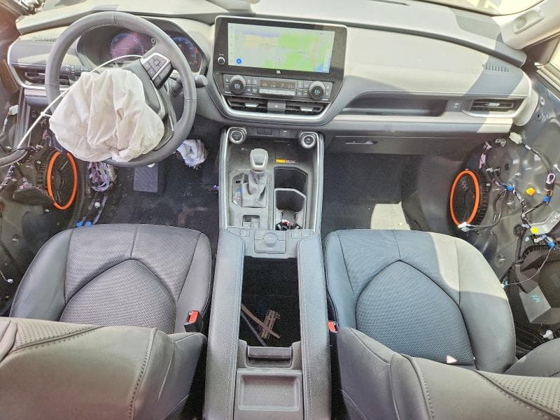 2025 TOYOTA GRAND HIGHLANDER HYBRID LIMITED LIMITED 8