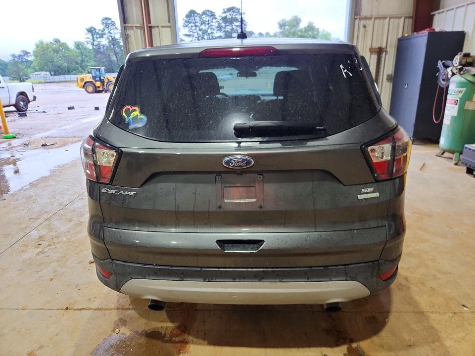 2017 FORD ESCAPE SE 6