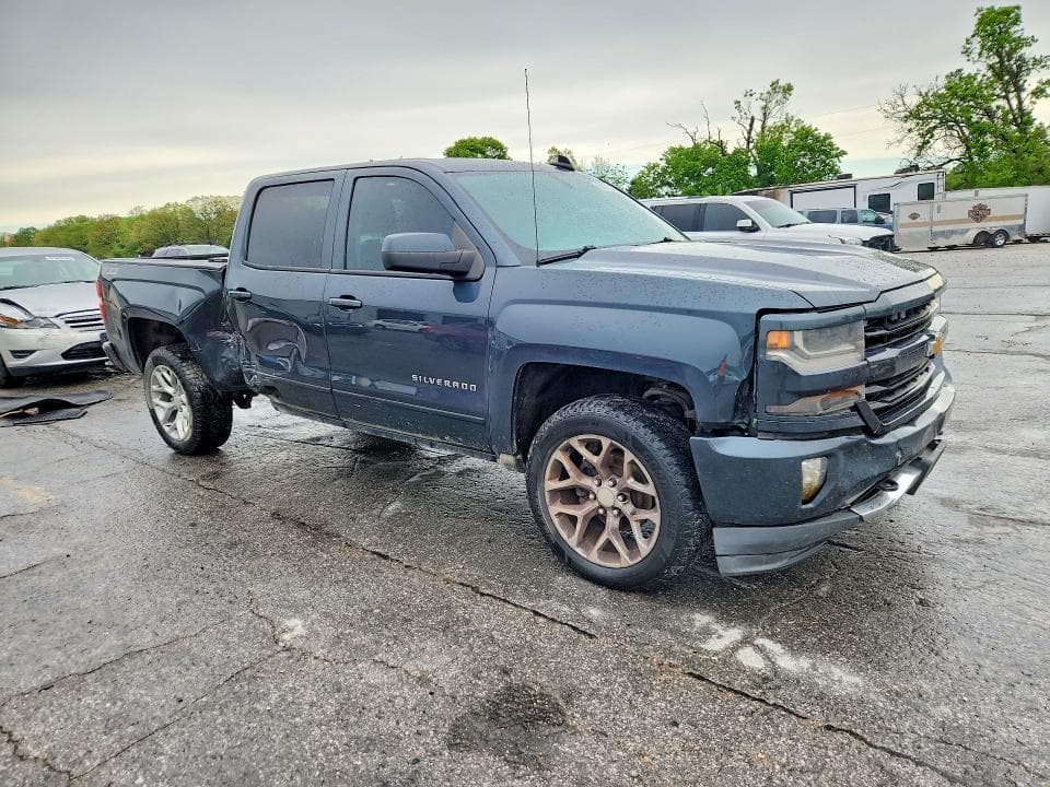 2017 CHEVROLET SILVERADO K1500 LT 4