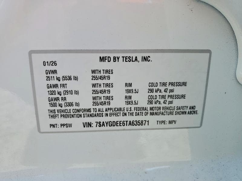 2026 TESLA MODEL Y 12