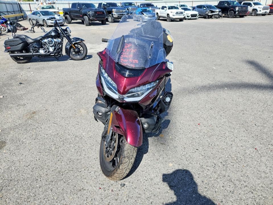 2025 HONDA GL1800 D 2