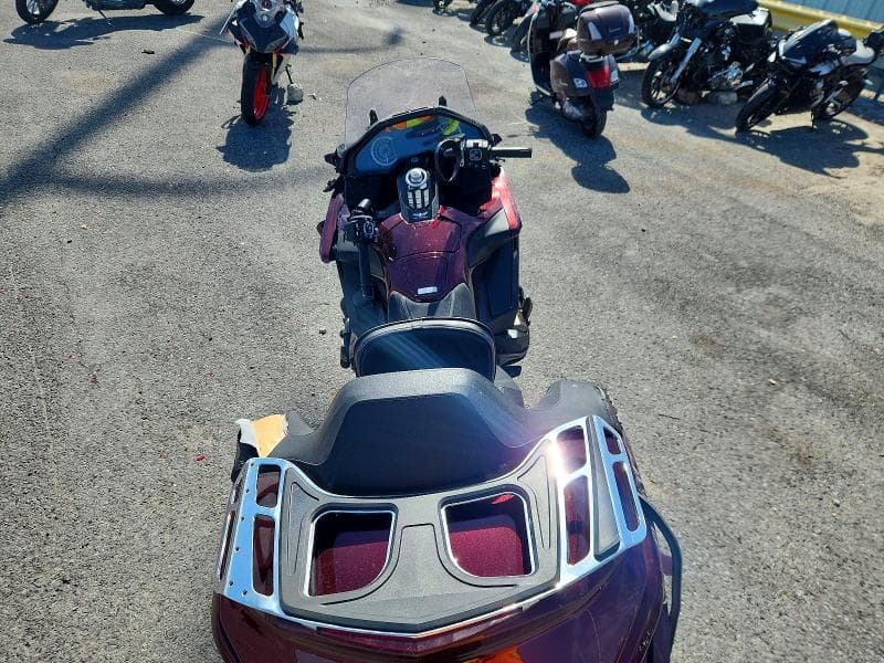 2025 HONDA GL1800 D 6