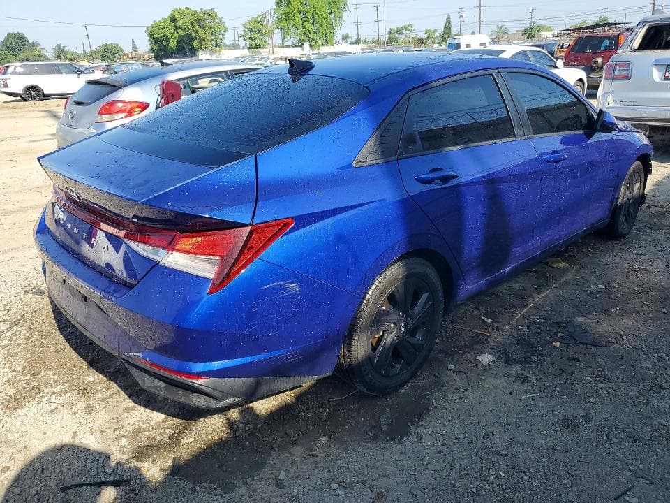 2021 HYUNDAI ELANTRA SEL 3