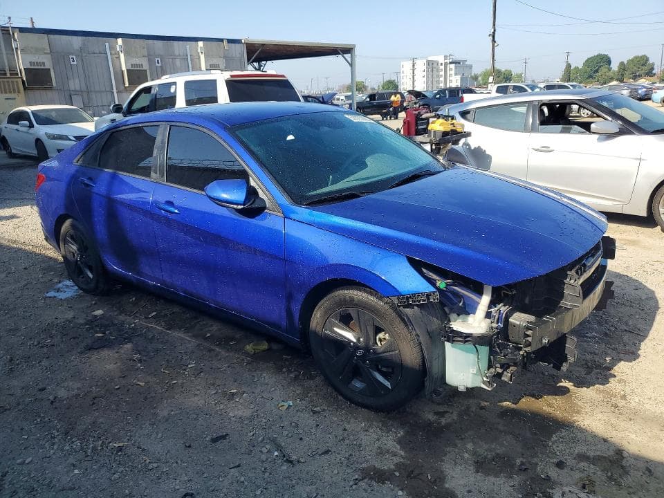 2021 HYUNDAI ELANTRA SEL 4