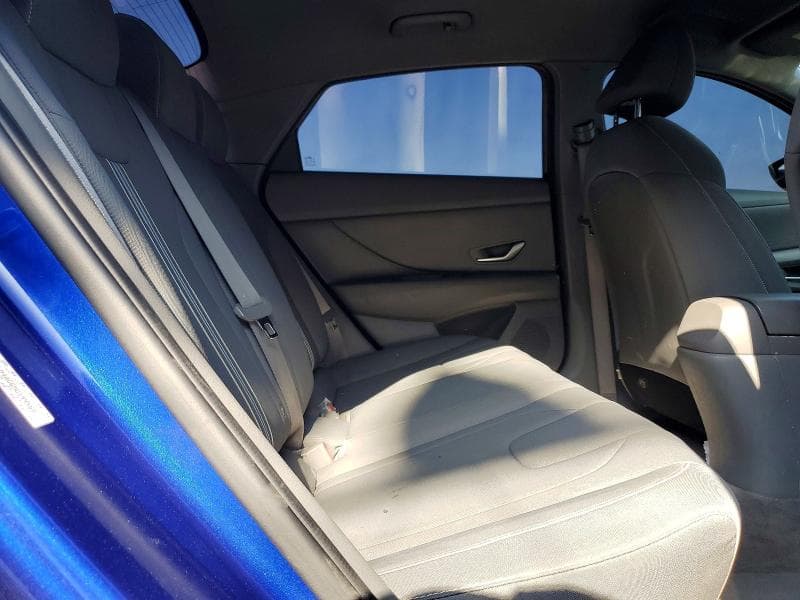 2021 HYUNDAI ELANTRA SEL 10