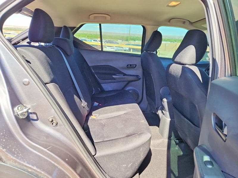 2024 NISSAN KICKS S S 10