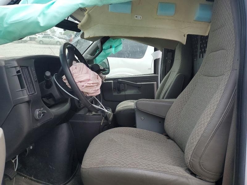 2023 CHEVROLET EXPRESS 25 7