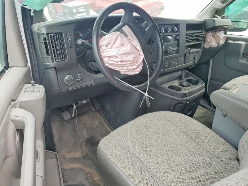2023 CHEVROLET EXPRESS 25 8