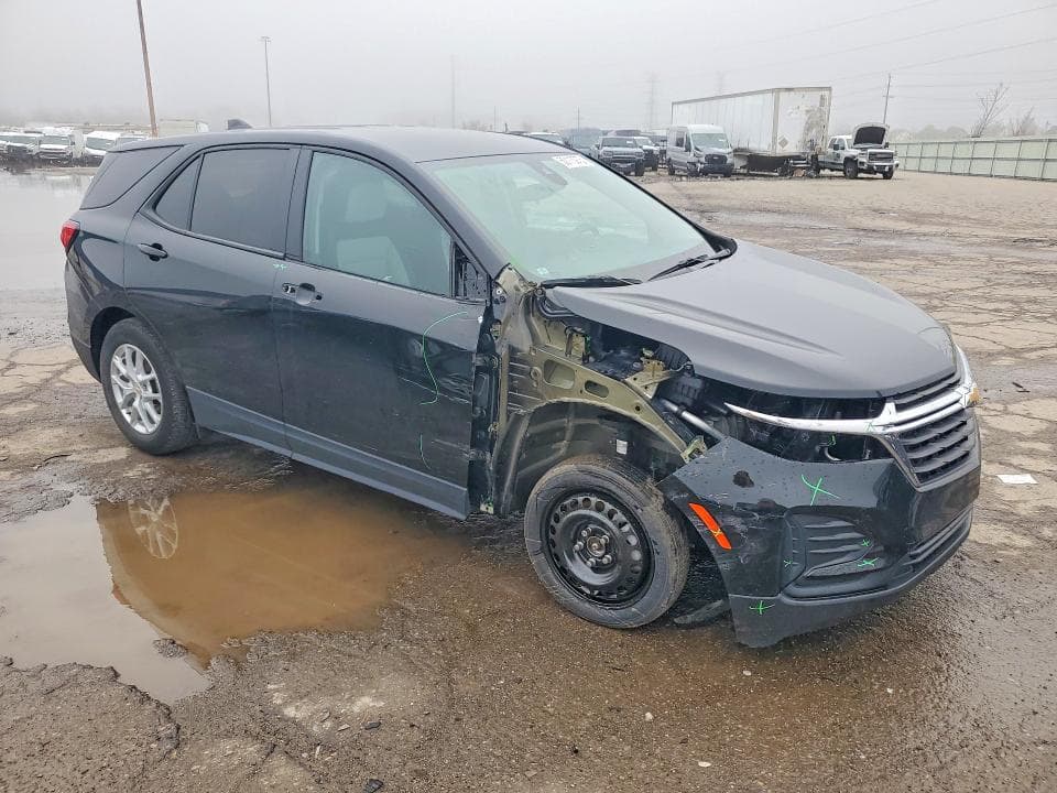 2024 CHEVROLET EQUINOX LS 4