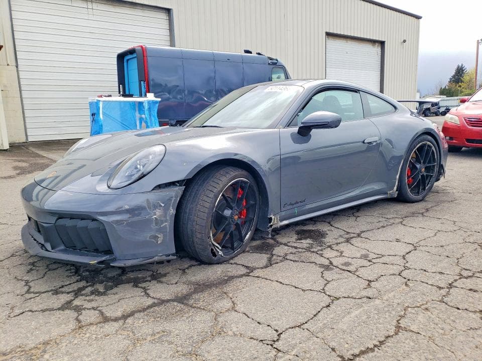 2025 PORSCHE 911 CARRERA GTS
