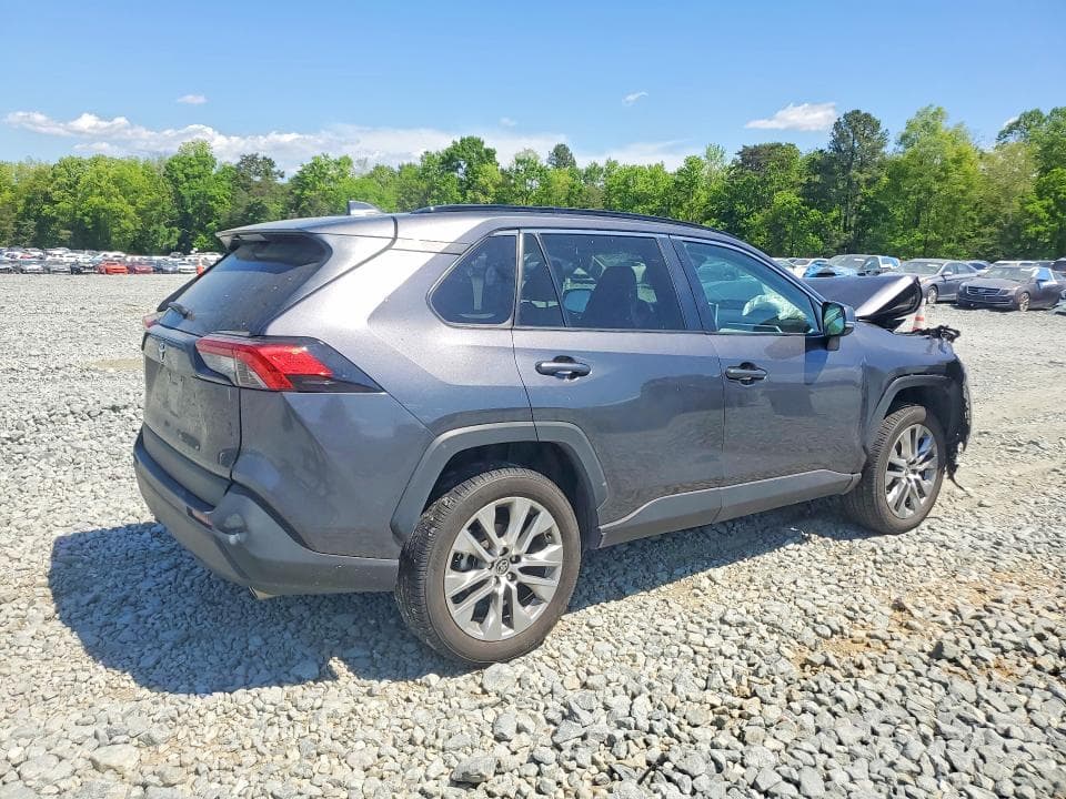 2024 TOYOTA RAV4 XLE PREMIUM 3