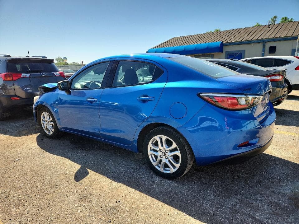 2018 TOYOTA YARIS IA BASE 2