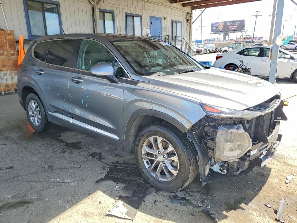 2019 HYUNDAI SANTA FE 4
