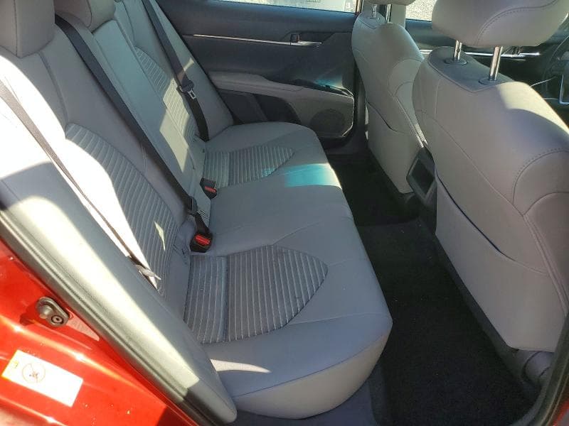 2019 TOYOTA CAMRY SE SE 10
