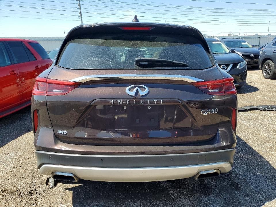 2020 INFINITI QX50 LUXE LUXE 6