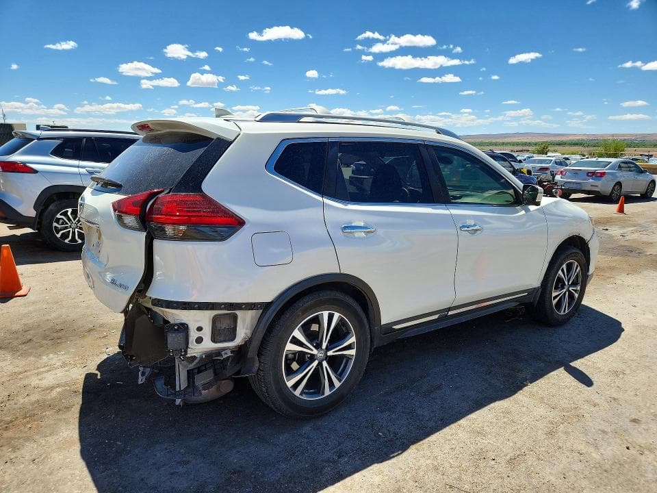 2017 NISSAN ROGUE SL 3