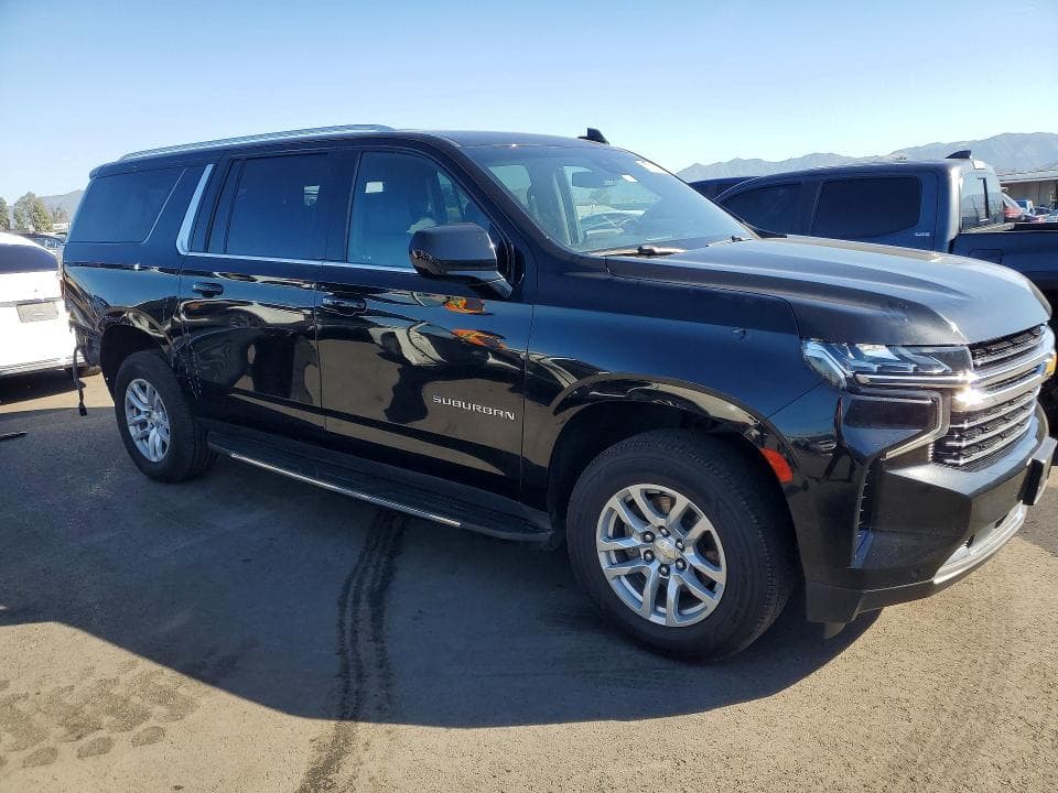 2023 CHEVROLET SUBURBAN C1500 LT C1500 LT 4